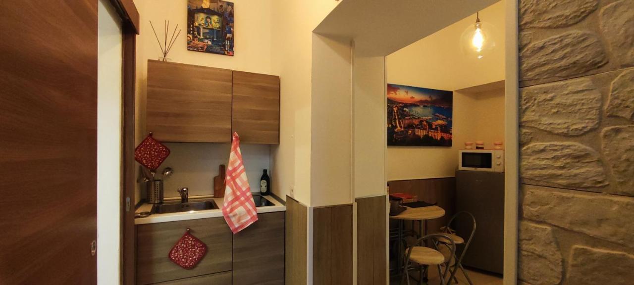 Napuletanata Apartamento Nápoles Exterior foto